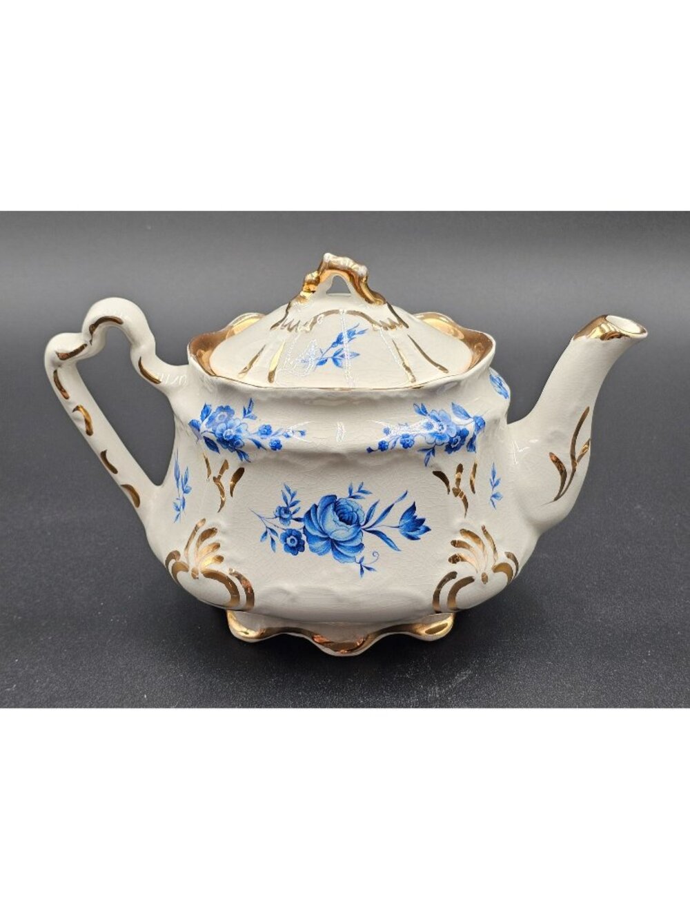 VTG Arthur Wood Teapot W/Gold Accents & Blue Floral Design Staffordshire England